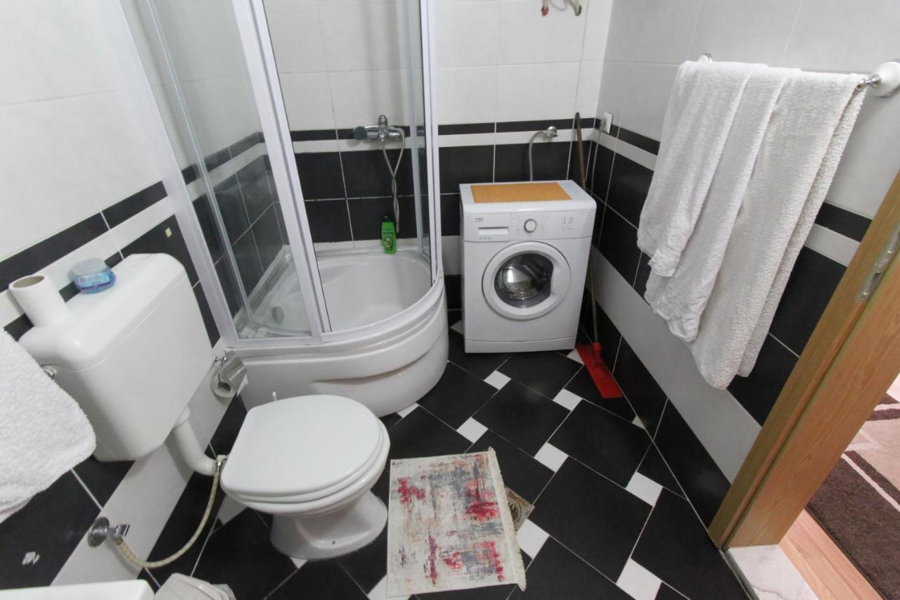 Kasumi Apartment Пристина Екстериор снимка